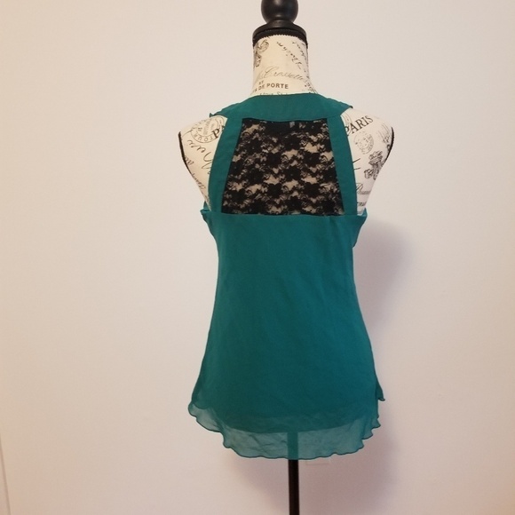 Vintage ruffled blouse - Picture 2 of 5